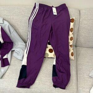Addidas 3-Stripes Track Pants vintage style with Zippers